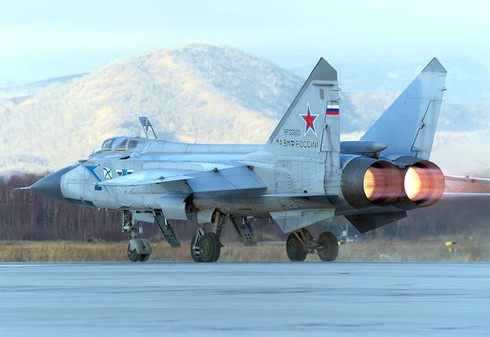Ngày nay, MiG-31 là máy bay đánh chặn tầm xa tiêu chuẩn của Không quân Nga (VPVO được hợp nhất với VVS vào những năm 1990) và dự kiến sẽ phục vụ đến tận những năm 2030.