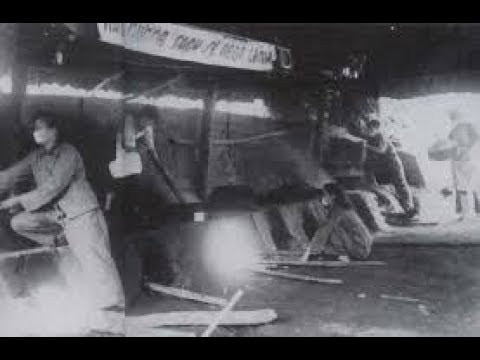 Làm xong anh đặt nồi lên từng cái bếp, chất củi đun thử. Kết quả tạm được, nhưng lửa vẫn lộ, khói vẫn phảng phất bay lên. Không nản chí Hoàng cầm lại hì hục đào hàng chục cái bếp khác nữa.