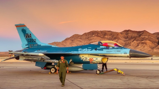 Cuộc thử nghiệm cập nhật liên tục hệ thống tác chiến điện tử trên máy bay F-16, được tiến hành tại Căn cứ Không quân Nellis, bang Nevada. Những nhân viên thử nghiệm đến từ Phòng thí nghiệm Tích hợp Phần mềm, đặt tại Căn cứ Không quân Hill ở Utah, cách Căn cứ Nellis 600 km về phía đông bắc. 