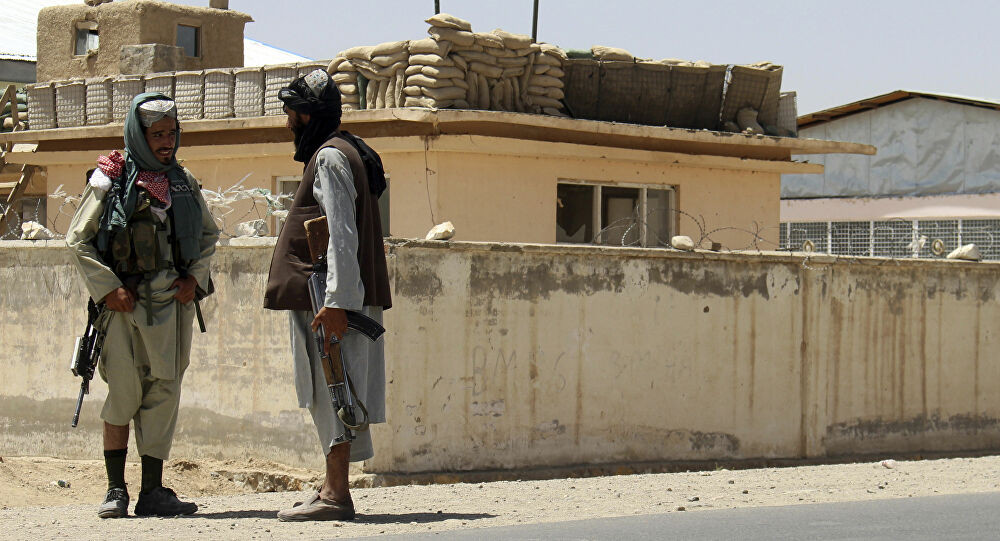 Trong một diễn biến khác, Điện Kremlin chứng tỏ họ đang chuẩn bị cho việc Taliban trở lại nắm quyền khi đặc phái viên của Tổng thống Putin tại Afghanistan, ông Zamir Kabulov, cho biết Moscow đã nỗ lực thiết lập “các mối liên hệ với phong trào Taliban trong suốt 7 năm qua”.