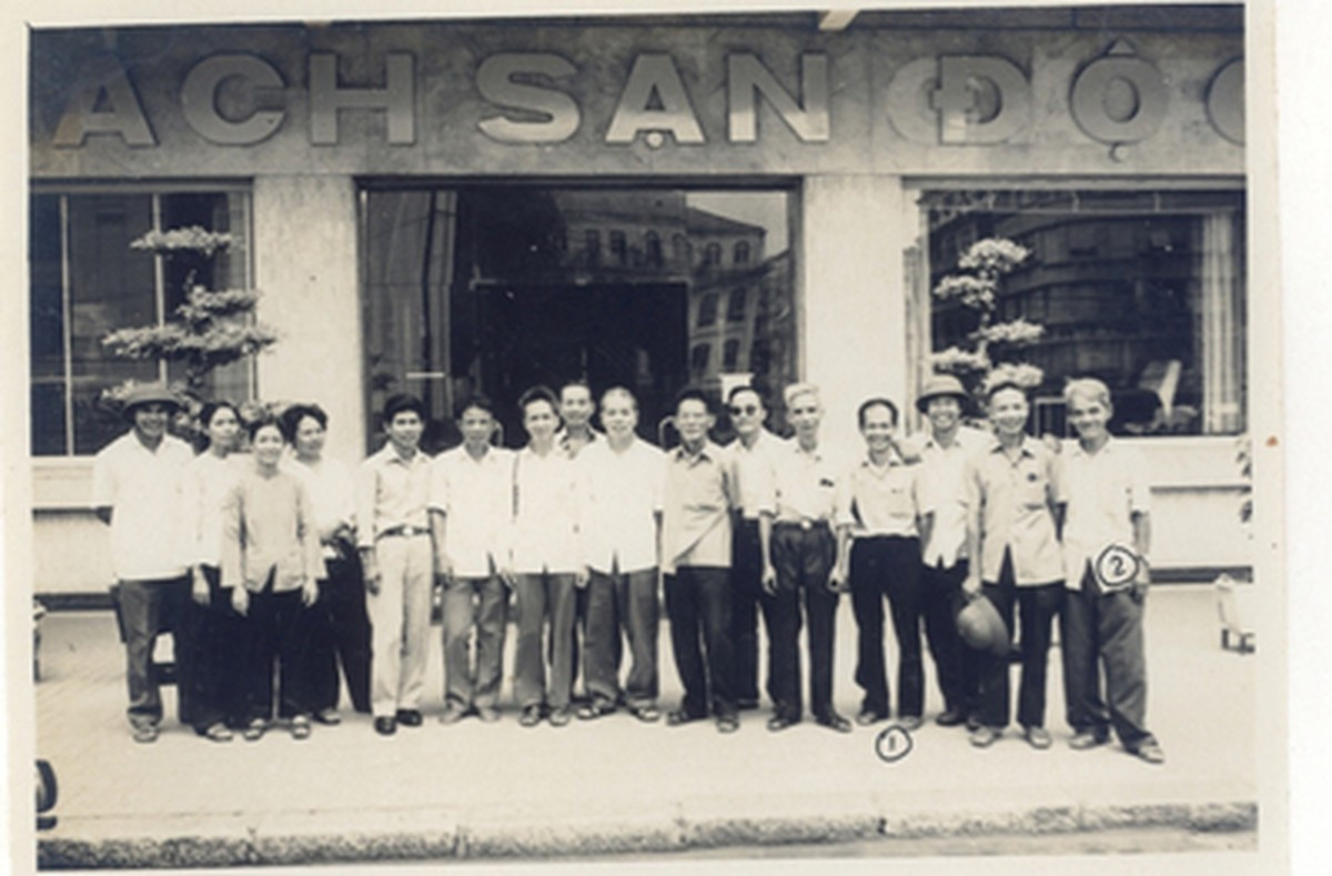 Tổ biệt động F21 của Bảy Bê, người đã chỉ huy thành công các trận đánh cư xá Brink, khách sạn Caravelle trước đó, lại được Quân khu tin tưởng giao nhiệm vụ quan trọng này.