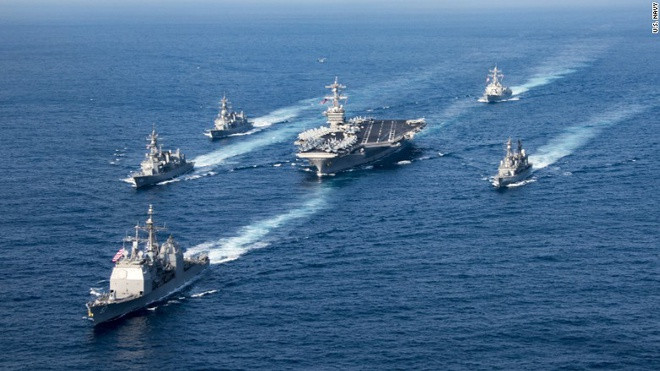 Đầu tháng 9 vừa qua, Hạm đội 7 đã tiến hành một loạt cuộc tập trận ở vùng biển quốc tế thuộc Biển Đông. Ngoài ra, tàu khu trục USS Benfold (DDG-65) lớp Arliegh Burke của Hải quân Mỹ đã đi qua Biển Đông và có nhiều hành động "thử phản ứng" của Trung Quốc. 