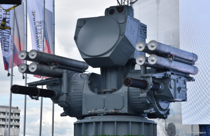 Các hệ thống phòng không tầm ngắn bổ sung bao gồm Pantsir-ME, để thay thế hệ thống pháo, tên lửa phòng không Kashtan; và một biến thể tên lửa hải quân của hệ thống S-350 Vityaz (còn được gọi là Redut), để thay thế 44 tên lửa 4K33 OSA-M đã lạc hậu.