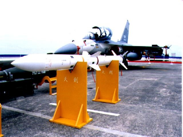 Đảo Đài Loan hy vọng rằng, tên lửa Thiên Cung II có thể làm điều gì đó, ít nhất là hạn chế được những lợi thế áp đảo của Bắc Kinh trên không; không chỉ là chất lượng mà còn về số lượng.