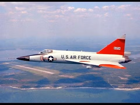 Tổng cộng 975 chiếc F-102A đã được sản xuất và ngừng sản xuất vào tháng 4/1958. Không quân Mỹ đã thành lập tổng cộng 25 phi đội máy bay đánh chặn F-102, chịu trách nhiệm thực hiện các nhiệm vụ đánh chặn máy bay ném bom Liên Xô, bảo vệ lãnh thổ Mỹ và đồng minh trong thập niên 1950 và 1960.