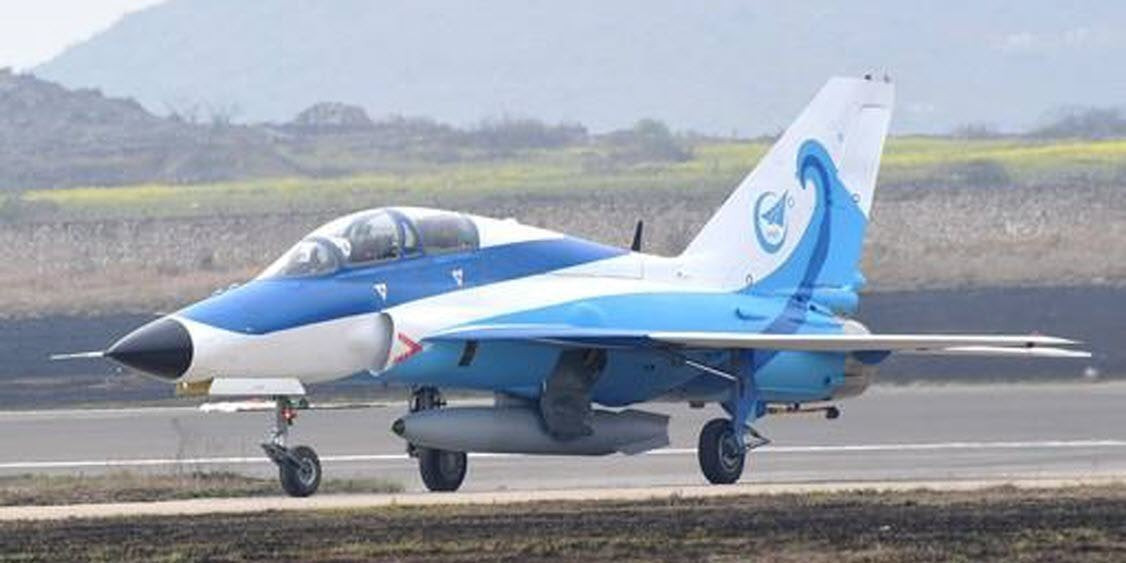 Mặc dù đã sản xuất và đưa vào biên chế chiến đấu cơ thế hệ thứ 5 J-20, nhưng Trung Quốc vẫn sản xuất những dẫn xuất MiG-21; đây là minh chứng cho khả năng tồn tại của tiêm kích chiến đấu MiG-21 lừng danh, mặc dù nhiều người cho rằng, nó đã trở nên lạc hậu.