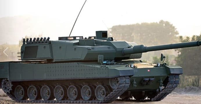 Đức là một trong số các quốc gia châu Âu đã áp đặt các hạn chế về thương mại quân sự với Thổ Nhĩ Kỳ. Lý do của lệnh cấm vận vũ khí, là sự tham gia của người Thổ vào cuộc nội chiến ở Syria. 