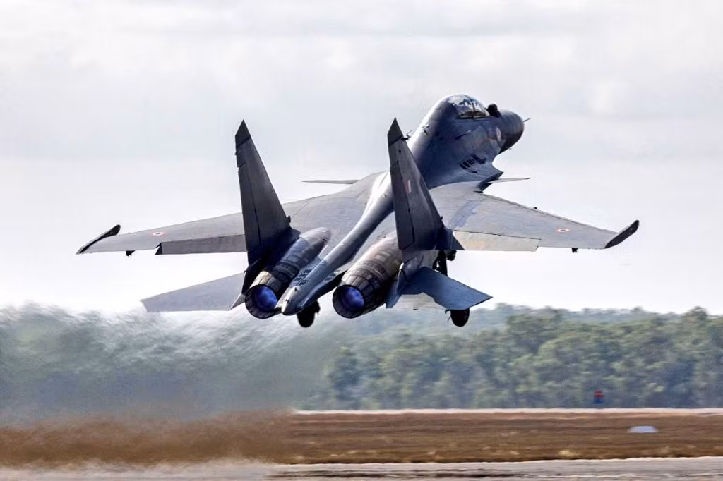 Đồng Giám đốc của công ty liên doanh Nga-Ấn BrahMos Aerospace, Alexander Maksichev cho biết, một số máy bay chiến đấu Su-30MKI của Không quân Ấn Độ (IAF), sẽ được trang bị tên lửa hành trình BrahMos trong hai hoặc ba năm tới. 