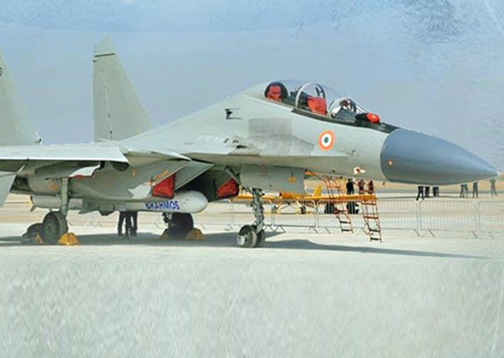 Theo hãng thông tấn Nga TASS, kể từ tháng 11/2017, IAF đã sửa đổi hai máy bay chiến đấu Su-30MKI, để phóng tên lửa hành trình BrahMos từ trên không và đã thành công mỹ mãn.