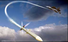 Tốc độ siêu thanh của tên lửa AIM-260, có thể làm máy bay của đối phương giảm thời gian phản ứng và khó thực hiện cơ động né tránh. Nếu tên lửa AIM-120 chỉ có tốc độ Mach 4, kém cả tên lửa Thiên Cung II của Đài Loan (Mach 5) và R-37 của Nga (Mach 6); thì đến AIM-260, tốc độ sẽ được cải thiện.