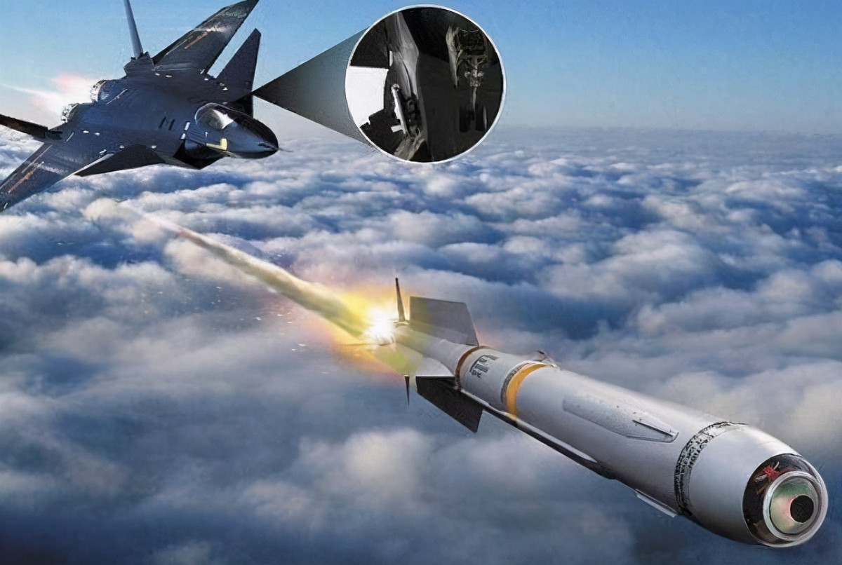 Một lĩnh vực cải tiến lớn khác, được mong đợi đối với AIM-260 là phương pháp dẫn đường của tên lửa, có khả năng AIM-260 sử dụng cả radar và đầu dò hồng ngoại, để cung cấp khả năng miễn nhiễm tối đa đối với việc gây nhiễu.