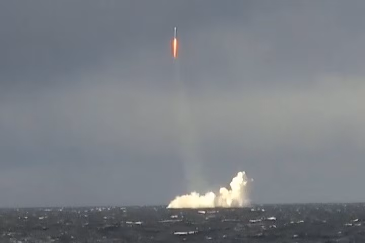 Rofe viết: ''Trong tuần đầu tiên của cuộc chiến với Nga, quân đội Ba Lan sẽ không còn tồn tại, khi mất từ 60 đến 80% nhân sự và vũ khí trang bị quân sự chỉ trong 5 ngày''.