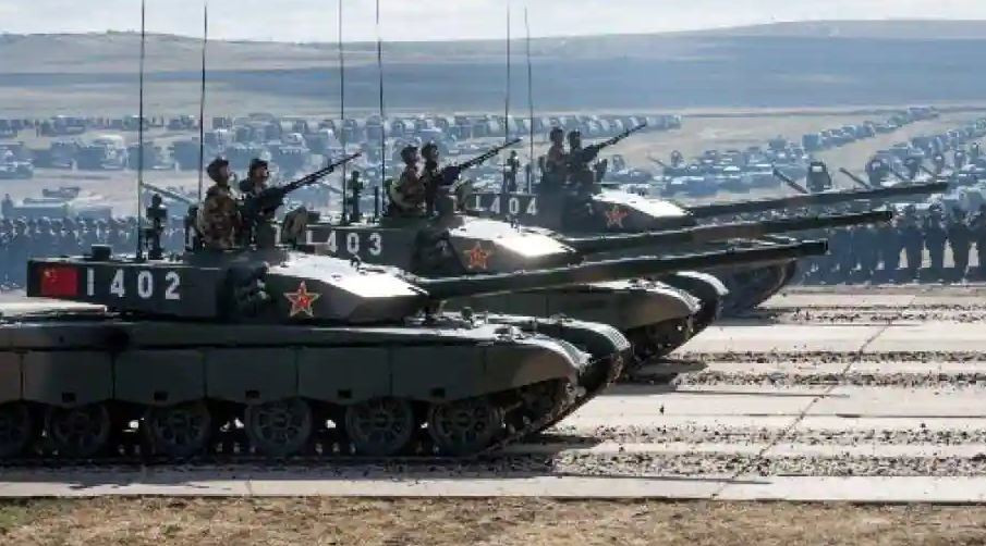 Nói như vậy không có nghĩa là Quân đội Trung Quốc đã biết cách sử dụng hiệu quả tất cả các phương tiện chiến đấu mới này. Khi nói đến xe tăng, học thuyết của Trung Quốc tụt hậu so với trang bị của họ.