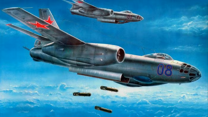 17 giờ 07 phút, hai tổ bay được lệnh xuất kích. Lúc này, trên bầu trời miền Bắc thời tiết xấu, mây giăng kín, nhưng cả 2 tổ bay vẫn bình tĩnh bay theo đường bay đã định. Đến Bun Loong, khi đã xác định rõ mục tiêu oanh kích, tổ bay của Bùi Trọng Hoan lao vào mục tiêu công kích trước. Lần lượt 8 quả bom bi 250 kg được trút xuống.