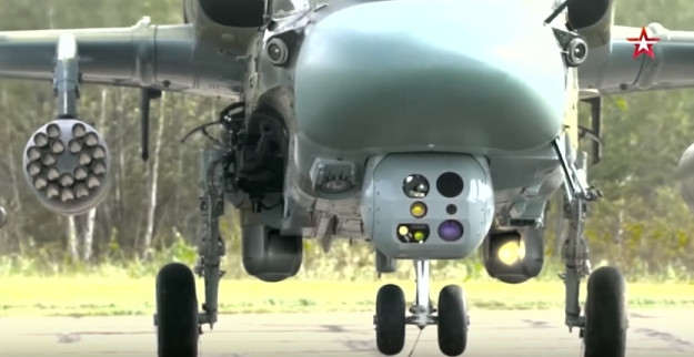 Trạm định vị quang học GOES-451 trên Katran có các kênh truyền hình và quan sát ảnh nhiệt cũng không phù hợp. Thiết bị này cho phép phi công phát hiện một chiếc xe tăng vào ban ngày ở khoảng cách 20 km và khóa nó ở khoảng cách 16 km.