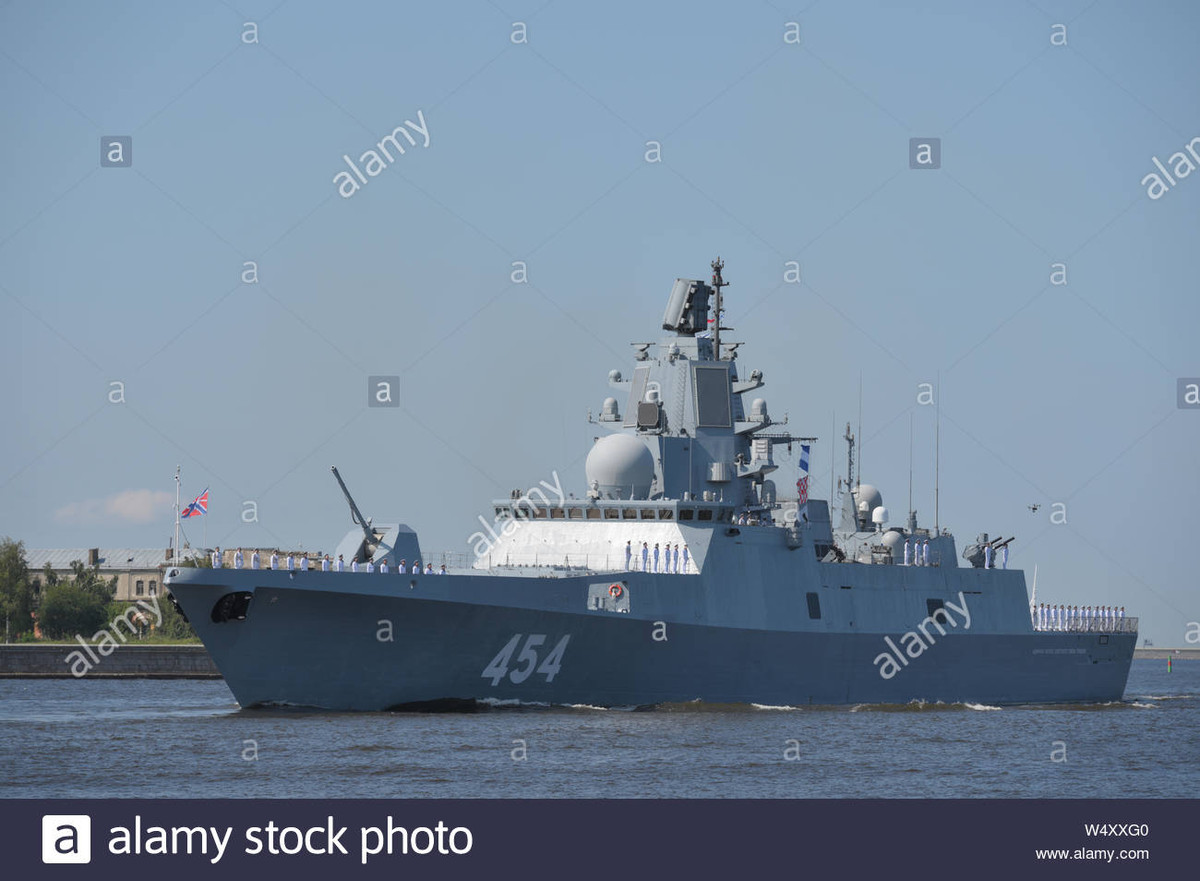 Hiện nay, trình độ phát triển và đóng tàu chiến mặt nước của quân đội Nga đã trở lại; những năm gần đây, quân đội Nga đã đưa vào nhập biên các loại tàu nhỏ từ 800 đến 4.000 tấn. Trong trường hợp này, việc phát triển một "sát thủ tàu sân bay" mới, đã trở thành ưu tiên hàng đầu của Hải quân Nga. 