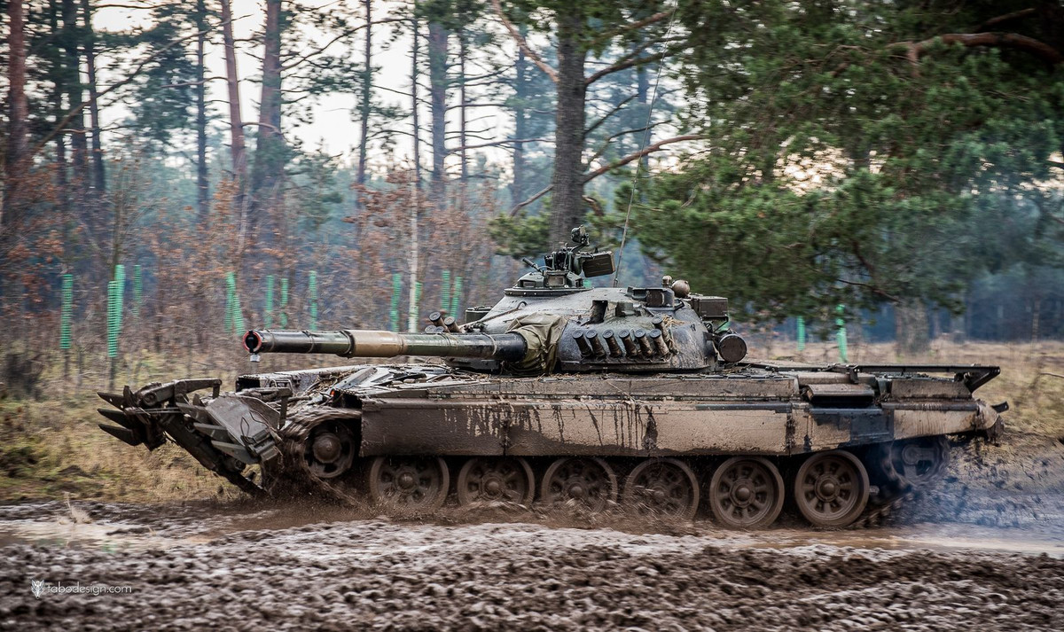 Theo lý thuyết trong cuộc xung đột giữa Nga và phương Tây, Ba Lan sẽ là tuyến phòng thủ đầu tiên. Nhưng lực lượng xe tăng Ba Lan có khả năng như thế nào? Các nâng cấp của nó có hiệu quả để có thể chống lại lực lượng xe tăng quá mạnh của Nga?