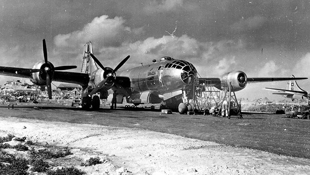 Tuy nhiên, trong khoảng thời gian từ tháng 7 đến tháng 11/1944, đã có 3 máy bay B-29 của Mỹ xuất phát từ Trung Quốc để ném bom Mãn Châu và Nhật Bản, buộc phải hạ cánh xuống Vladivostok do hư hỏng trong chiến đấu và trục trặc kỳ thuật. Chiếc B-29 thứ tư bị rơi xuống biển và đã được Liên Xô trục vớt.