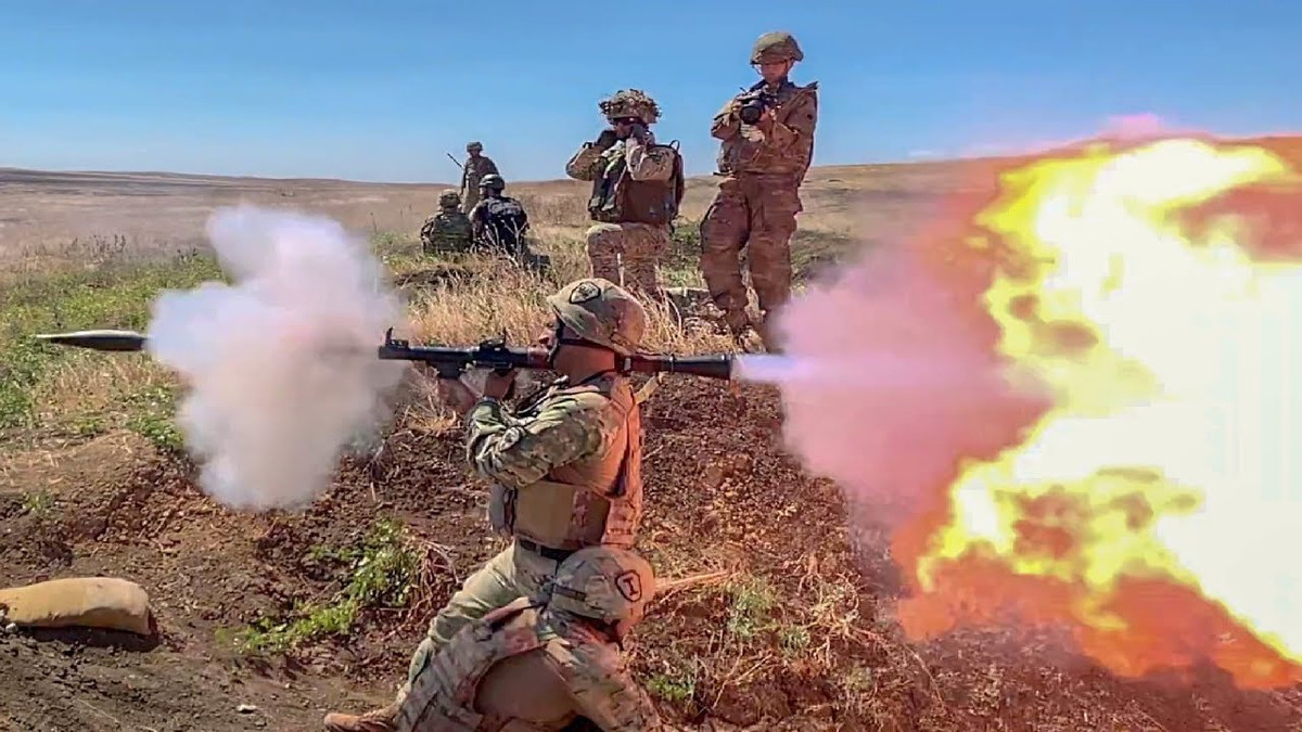 Nhiều cải tiến mới đã được áp dụng cho các hệ thống ngắm hiện đại hơn và các loại đạn khác nhau, trong đó rất nhiều loại đã được phát triển trong thời gian gần đây.