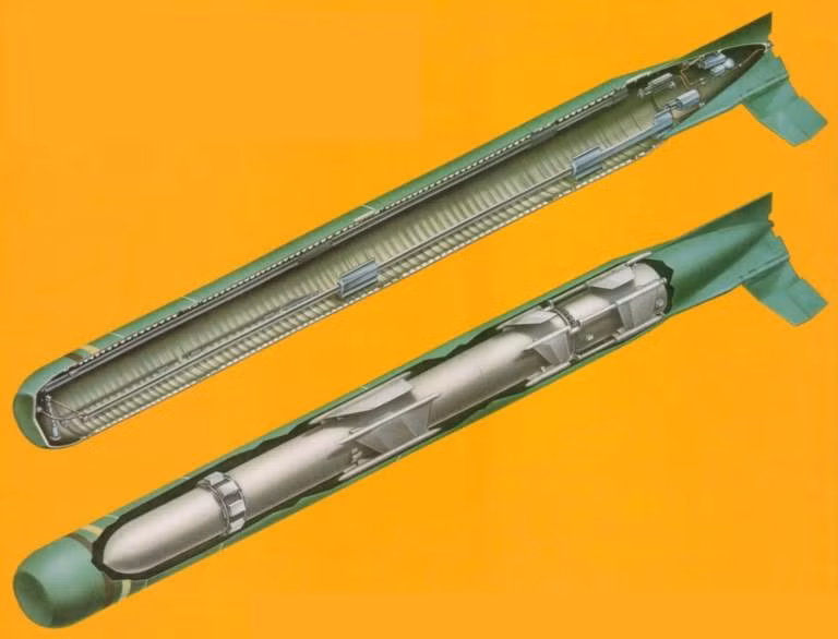 Biến thể phóng từ tàu ngầm UGM-84, được trang bị thêm tên lửa đẩy hành trình rắn. Trong trường hợp này, tên lửa dưới nước được đặt trong một thùng chứa đặc biệt, cho phép phóng từ tàu ngầm qua các ống phóng ngư lôi.