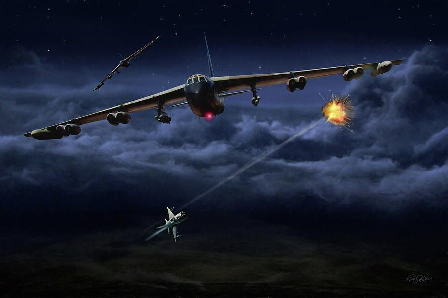 Đó là lý do báo chí phương Tây im re, hoàn toàn không biết tới sự việc này. Bởi thế phía ta không có thông tin nào về số phận của 2 chiếc B-52 bị bắn trúng đêm 20/11/1971. Đầu năm 1973, sau chiến dịch Điện Biên Phủ trên không, một tù binh đã lái chiếc B-52H xấu số hôm đó mới khai là nó bị bắn trúng thùng dầu phụ nhưng vẫn lết về được sân bay.