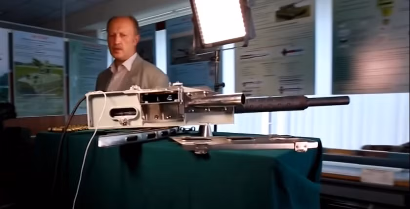 Do là khẩu pháo không gian đầu tiên, nên chính phủ Liên Xô đã quyết định thành lập Văn phòng thiết kế KB Tochmash (KBT) có trụ sở tại Moscow, chịu trách nhiệm về vũ khí nói trên. KBT đã thay đổi thiết kế pháo, sử dụng đạn 14,5 mm nhỏ hơn để có thể bắn tới mục tiêu xa 3,2 km, bắn 950 đến 5.000 viên/phút, tốc độ đạn 690 m/giây.