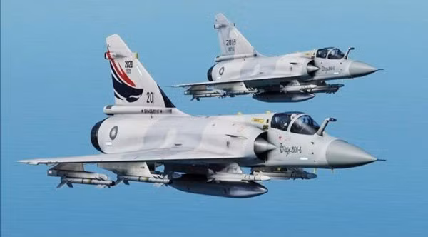 Số tiêm kích Mirage 2000 này, sẽ không còn có khả năng phục vụ như số máy bay Mirage 2000 trong Không quân Ấn Độ, mà chỉ nhằm mục đích là “xẻ thịt” để lấy phụ tùng, thay thế cho những chiếc Mirage 2000 của Ấn Độ, trang Scramble viết.
