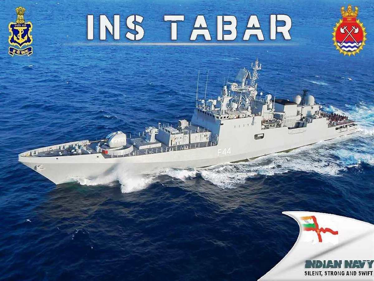 Vào tháng 7/2021, khinh hạm INS Tabar của Ấn Độ đã có chuyến thăm chính thức đến Pháp, ngay trước ngày lễ Quốc khánh Pháp (14/7). Bối cảnh của sự kiện này chỉ ra rằng, Ấn Độ và Pháp có thể đạt được một số thỏa thuận mới về cung cấp vũ khí.
