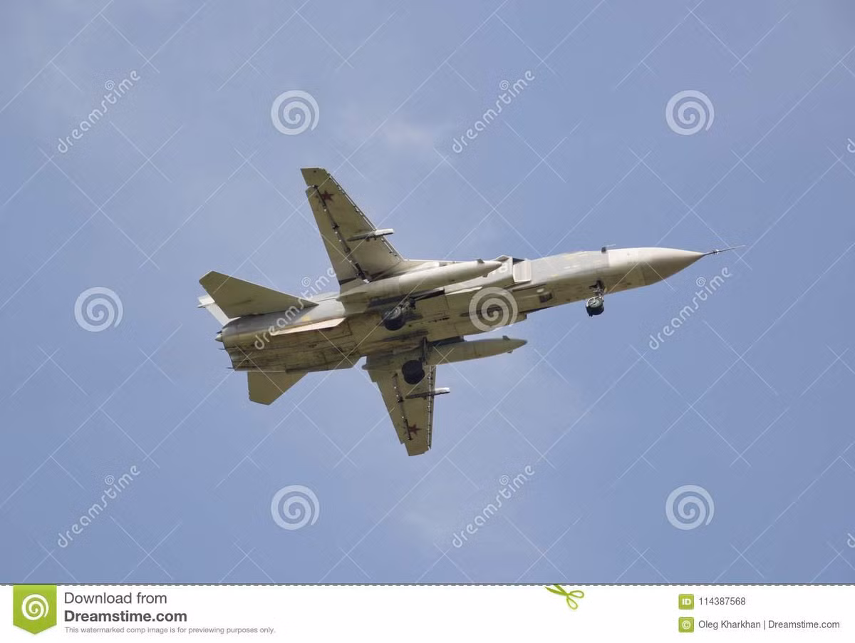 Tuy nhiên Bộ Quốc phòng Nga đã thông báo tình hình, theo cách kiềm chế hơn nhiều: “Khinh hạm Evertsen của Hải quân Hà Lan, đang ở vùng biển quốc tế trên Biển Đen, đã đổi hướng vào ngày 24/6 và bắt đầu di chuyển về phía eo biển Kerch”.