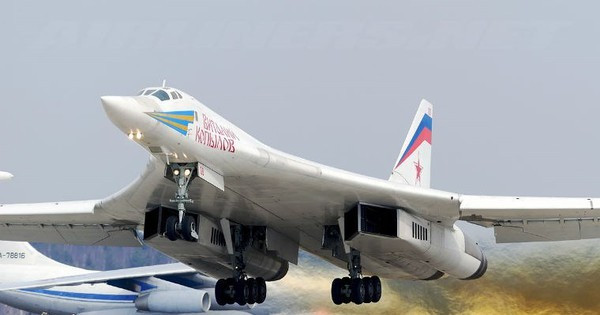 Máy bay ném bom mang tên lửa chiến lược siêu thanh Tu-160 tại Nga được gọi là “Thiên nga trắng”, trong khi ở các nước NATO lại có biệt danh là Blackjack. Phải chăng tên gọi này là để nhắc đến một trong những trò chơi bài phổ biến nhất trên thế giới, được chơi nhiều trong các sòng bạc? Cũng có thể có một ẩn ý nào đó trong tên gọi này. Nhưng trước hết, đây là cái tên có hàm ý và dễ nhớ. 