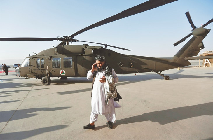 Jack McCain cho biết: "Chúng tôi thường xuyên gặp phải các tình huống, phi công vừa hạ cánh xuống bãi đáp và đã phải hứng chịu đạn pháo và được yêu cầu bay thường xuyên đến những nơi khó khăn và nguy hiểm nhất ở đất nước này, có làm việc ở Afghanistan mới thấy, chưa bao giờ có tình huống như vậy".