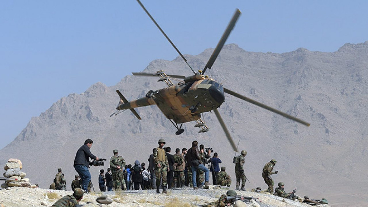 Báo cáo cũng cho biết, Taliban cũng đã tiến hành một vụ ám sát các phi công của Lực lượng Không quân Afghanistan, điều này có thể khiến chính phủ Afghanistan mất đi lợi thế quân sự duy nhất của mình, đó là tiến công từ trên không.