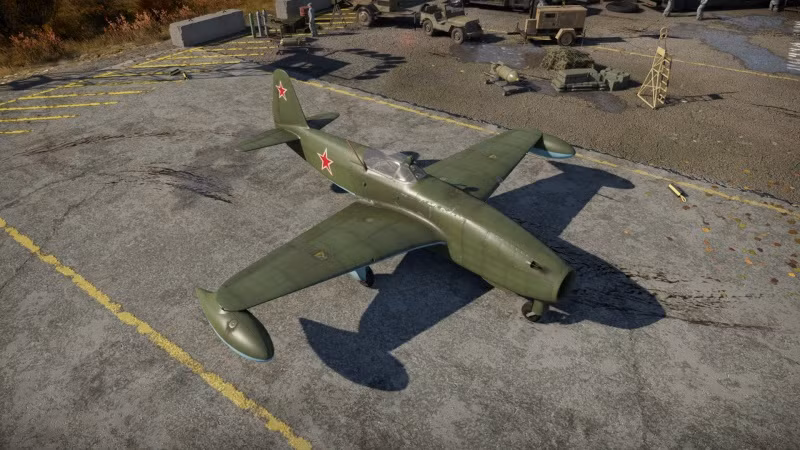 Loạt máy bay chiến đấu phản lực đầu tiên Yak-15 và Yak-17, do động cơ yếu nên tính năng tác chiến còn thua kém cả loại máy bay cánh quạt sử dụng vào thời kỳ cuối Chiến tranh Thế giới 1. Tiêm kích MiG-9 chế tạo sau đó cũng không khiến các nhà lãnh đạo và giới chỉ huy quân sự hài lòng do vấn đề động cơ.