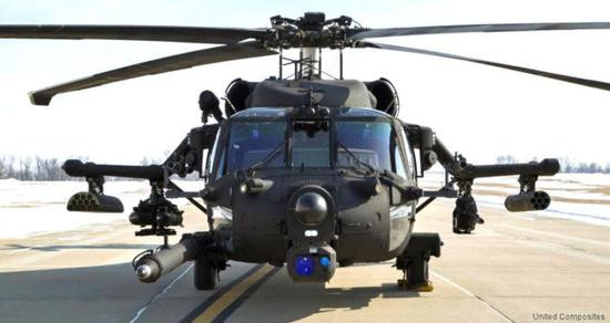 Z-20 có trọng lượng cất cánh tối đa 10 tấn, nó có thể mang đầy đủ 16 tên lửa chống tăng AKD-10, nhưng vẫn có thể mang đủ lượng nhiên liệu. Đến thời điểm này, khả năng Trung Quốc muốn biến Z-20 thành một trực thăng vũ trang hạng nặng và là phương tiện tiến công đường không chủ yếu của Không quân Lục quân Trung Quốc. Nguồn ảnh: Sina