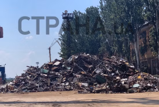 Có một số lý do dẫn đến việc phá sản và sau đó là việc thanh lý nhà máy; đầu tiên là cuộc khủng hoảng trong ngành đóng tàu Ukraine. Cuộc khủng hoảng này bắt đầu ngay từ khi làn sóng khủng hoảng kinh tế thế giới năm 2008, và sau đó là cuộc thay đổi quyền lực ở Ukraine năm 2014. 