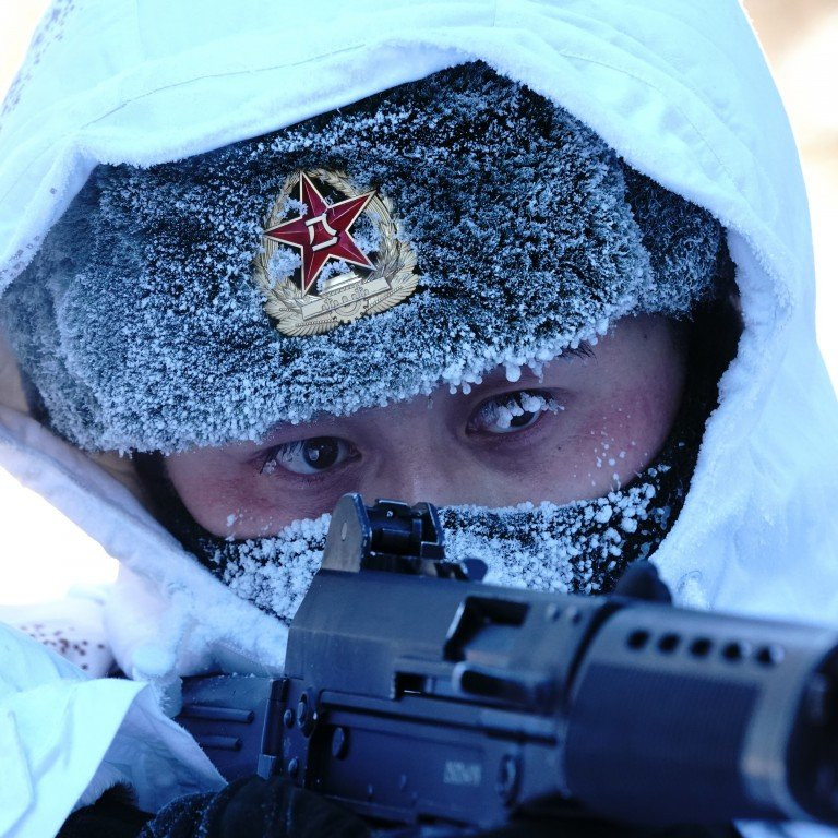 Theo các kỹ sư của cơ sở này, những thử nghiệm khó khăn nhất mà một loại vũ khí có thể trải qua là thử nghiệm liên tiếp giữa nhiệt, cát, nước và nhiệt độ cực lạnh. 