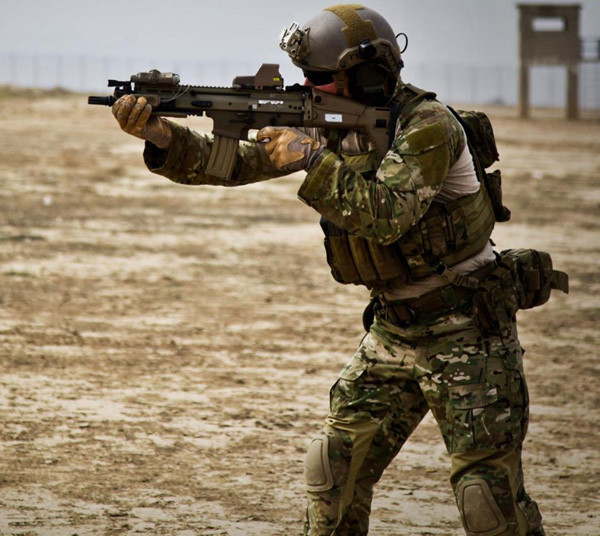 Các đơn vị của Lữ đoàn được chuẩn bị sẵn sàng cho việc đổ bộ đường không bằng dù, trực thăng, hoặc đường biển. Mức độ sẵn sàng chiến đấu cao của Lữ đoàn, cho phép triển khai lực lượng đến mọi nơi trên thế giới chậm nhất là 18 giờ, sau khi có thông báo.