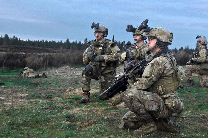 Trong những năm vừa qua, Lữ đoàn 75 biệt kích của Mỹ đã được tiến hành trang bị lại, để phù hợp khi tiến hành chiến dịch biệt kích, nhằm phá hủy các phương tiện tấn công hạt nhân và hóa học, các sở chỉ huy của đối phương; do đó trang bị của họ đã được thay đổi đáng kể. 