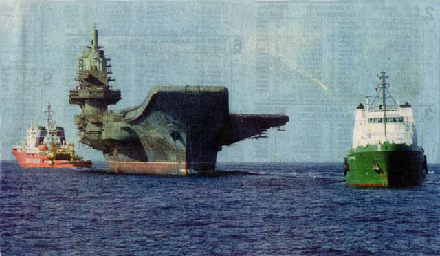 Rất nhiều khó khăn khi kéo tàu sân bay Varyag từ Ukraine về Trung Quốc, từ việc Thổ Nhĩ Kỳ gây khó dễ khi không cho qua eo biển Bosporus, đến việc Ai Cập không cho con tàu này qua kênh đào Suez, khiến nó phải vòng qua mũi Hảo Vọng của Nam Phi, với thời gian 6 tháng lênh đênh trên các đại dương với số tiền phí kéo lên tới 8.500 USD /ngày.