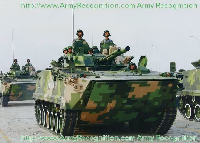 Trung Quốc cũng đã mua giấy phép chế tạo xe chiến đấu bộ binh BMP-3 của Nga; và trên cơ sở BMP-3, Trung Quốc phát triển thành phiên bản ZBD-04A. Hợp đồng đã đổ vỡ khi Trung Quốc nhận được lô xe BMP-3 đầu tiên để thử nghiệm; ông Konovalov cho biết. 