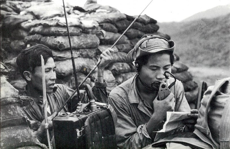 Khi một giải pháp có lợi cho ta tại Hội nghị Paris cơ bản đã được định đoạt, thì nhiệm vụ giữ Thành Cổ coi như đã hoàn thành, ta quyết định rút ra khỏi Thành về án ngữ bờ Bắc sông Thạch Hãn, kết thúc 81 ngày đêm máu lửa tạo "hố vôi thế kỷ" này.