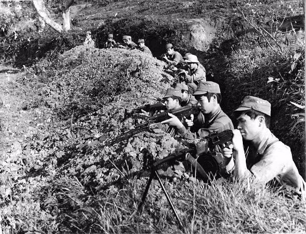 Do không thực hiện được mục tiêu “cắm cờ” trên Thành Cổ trước ngày 13/7/1972, đối phương thậm chí còn bày ra trò đắp thành giả tại làng Trâm Lý (cách Thành Cổ Quảng Trị hơn 2km) rồi quay phim, chụp ảnh, công bố đã chiếm lại được Thành Cổ Quảng Trị tại Hội nghị Paris. Điều này cho thấy tầm quan trọng của việc làm chủ Thành Cổ Quảng Trị trong thời điểm quyết định năm 1972.