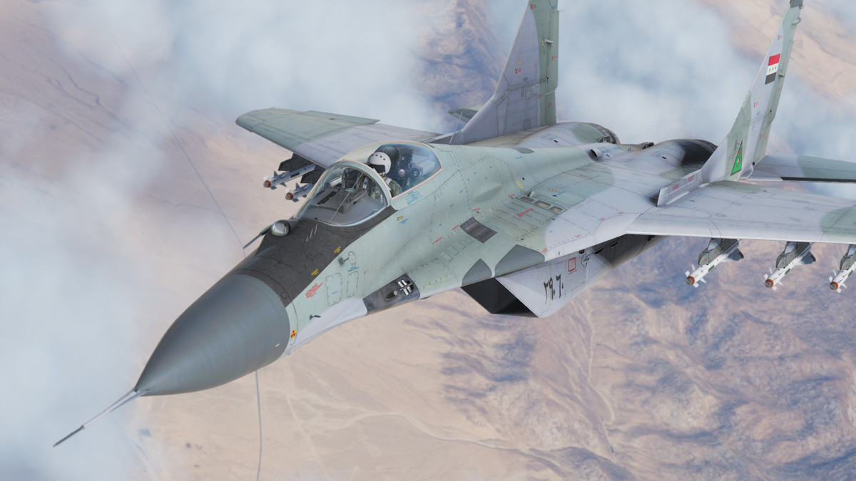 Một trận không chiến nữa cũng trong ngày 17/1, khi một chiếc MiG-29A của Iraq giao chiến với một máy bay chiến đấu tấn công F-111 của Mỹ và máy bay ném bom chiến lược B-52G. MiG-29 là loại máy bay chiến đấu mới nhất của Liên Xô, được xuất khẩu.