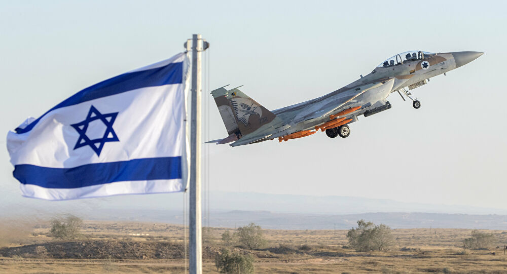 Israel đã đặt rất nhiều niềm tin vào F-15, triển khai F-15 bất cứ nơi nào giao tranh ác liệt nhất và ưu tiên mua thêm các phiên bản tấn công F-15I, thay vì chiến đấu cơ thế hệ thứ năm F-35; điều này khiến công ty Lockheed Martin phải thất vọng, khi khẳng định máy bay F-35 của họ vượt trội hơn.