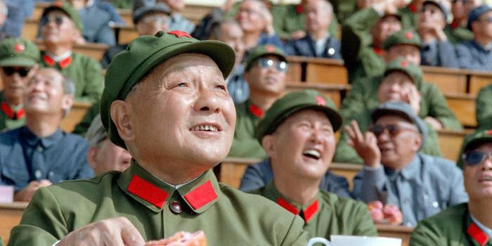 Tuy nhiên, trong khi tất cả các thành viên NATO vẫn đang chìm đắm trong “cơn đại khủng bố” do Liên Xô mang lại thì cuộc tập trận Hoa Bắc của Trung Quốc cũng bắt đầu.