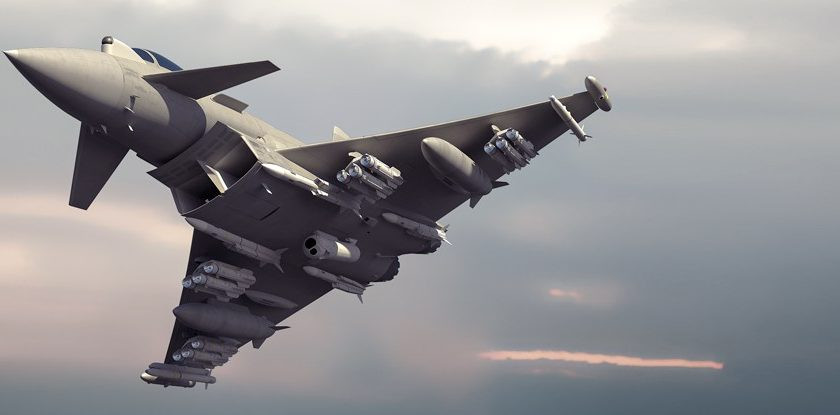 Ngoài ra, tên lửa SPEAR 3 cũng có thể được tích hợp cho máy bay chiến đấu Eurofighter Typhoon. Có một yêu cầu đầy tham vọng là cả Ý và Đức - các đối tác của Anh trong chương trình Typhoon cũnh đang thể hiện sự quan tâm đến vũ khí này.