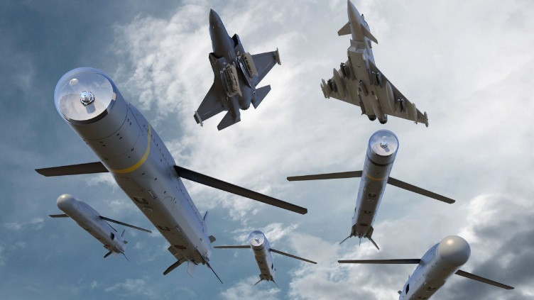 Hệ thống này sẽ giúp tên lửa gây nhiễu và làm rối loạn hệ thống phòng không của đối phương. Dự án tên lửa SPEAR-EW là một chương trình mới mang tính cách mạng, đánh dấu sự thay đổi cơ bản về khả năng thực hiện nhiệm vụ của không quân trước các hệ thống phòng không đối phương.