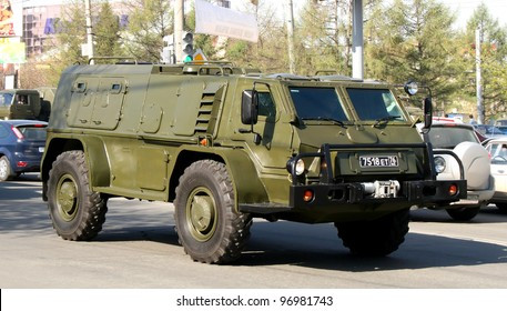 Vodnik về cơ bản là loại xe việt dã đa địa hình; dự trữ hành trình của xe lên tới 1.000 km và được sử dụng trong quân đội Nga để vận chuyển binh lính, hàng hóa và thiết bị. 