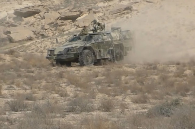 Vystrel có thể vượt chướng ngại vật cũng như xe tăng T-80, xe đã được thử nghiệm ở các khu vực núi, cũng như trên các cao nguyên cao tới 4.500m, nơi chúng hoạt động rất tốt trong điều kiện nhiệt độ từ -45 đến +50 độ C. Chúng cũng chịu được độ ẩm cao lên đến 98% và tốc độ gió lên đến 30 mét/giây. Nguồn ảnh: RBTH.