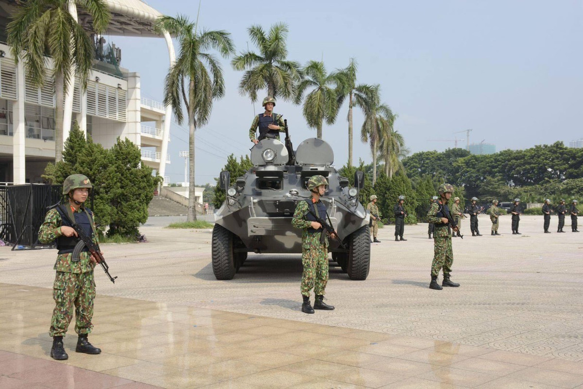 Áo giáp chống đạn là một loại trang bị đã rất phổ biến với nhiều quân đội hàng đầu trên thế giới bởi khả năng nâng cao sức sống sót của người lính trong chiến đấu thực tế lên rất nhiều. Do đó, việc đầu tư hiện đại hóa trang bị cá nhân cho người chiến sĩ trong thời đại mới chính là một hướng đi rất đúng đắn của quân đội ta. 